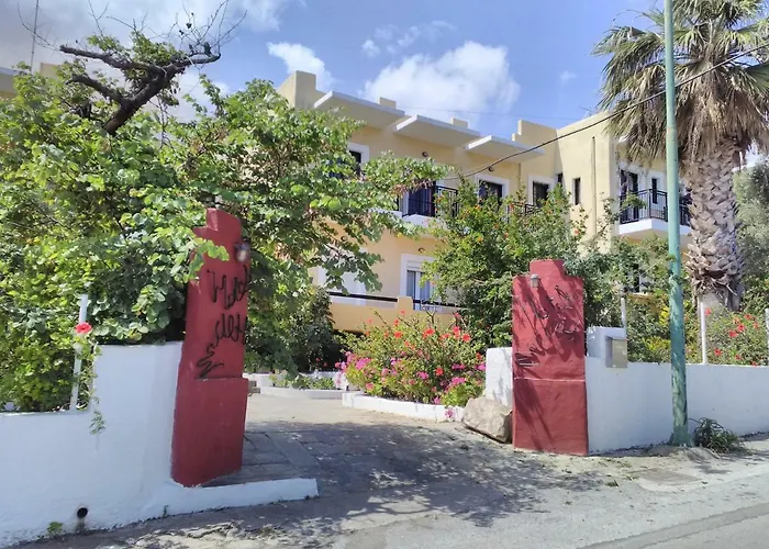 Sky 2* Hersonissos (Crete)