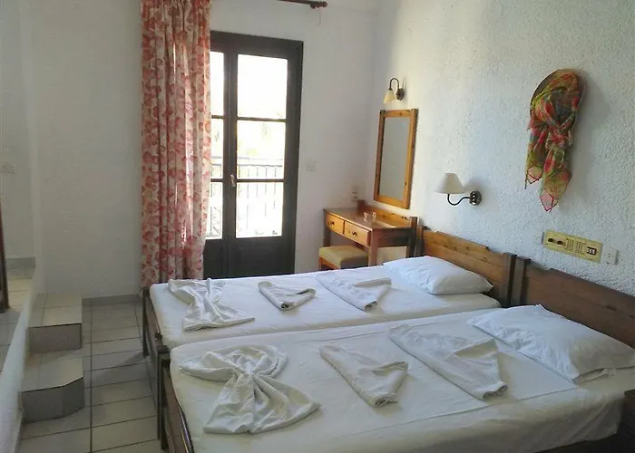 Sky Hotel Hersonissos (Crete)